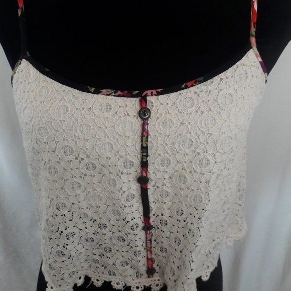 Paper Crane Cropped Floral Lace Tank Top White M - Picture 2 of 4